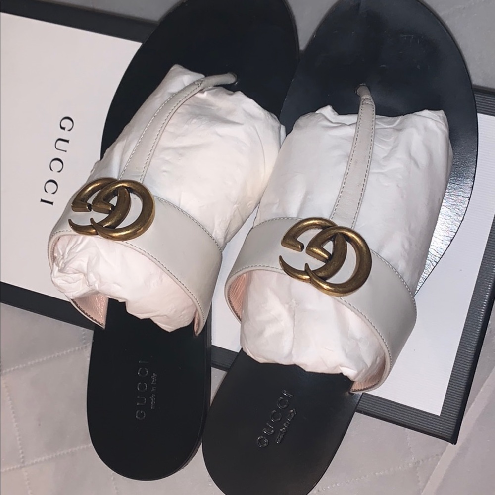 Gucci GG thong Sandal